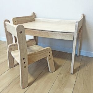 子供用椅子、机セット